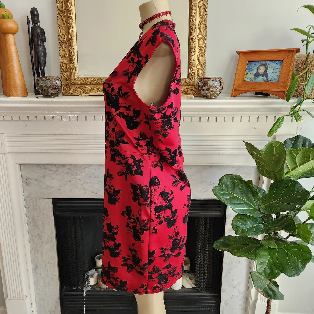 Fifth & Park Red Sheath Dress Black Velvet Floral Vampire Old Hollywood Size 14